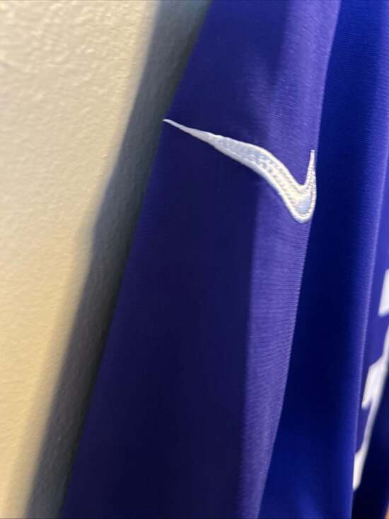 Nike - Picture 10 of 12